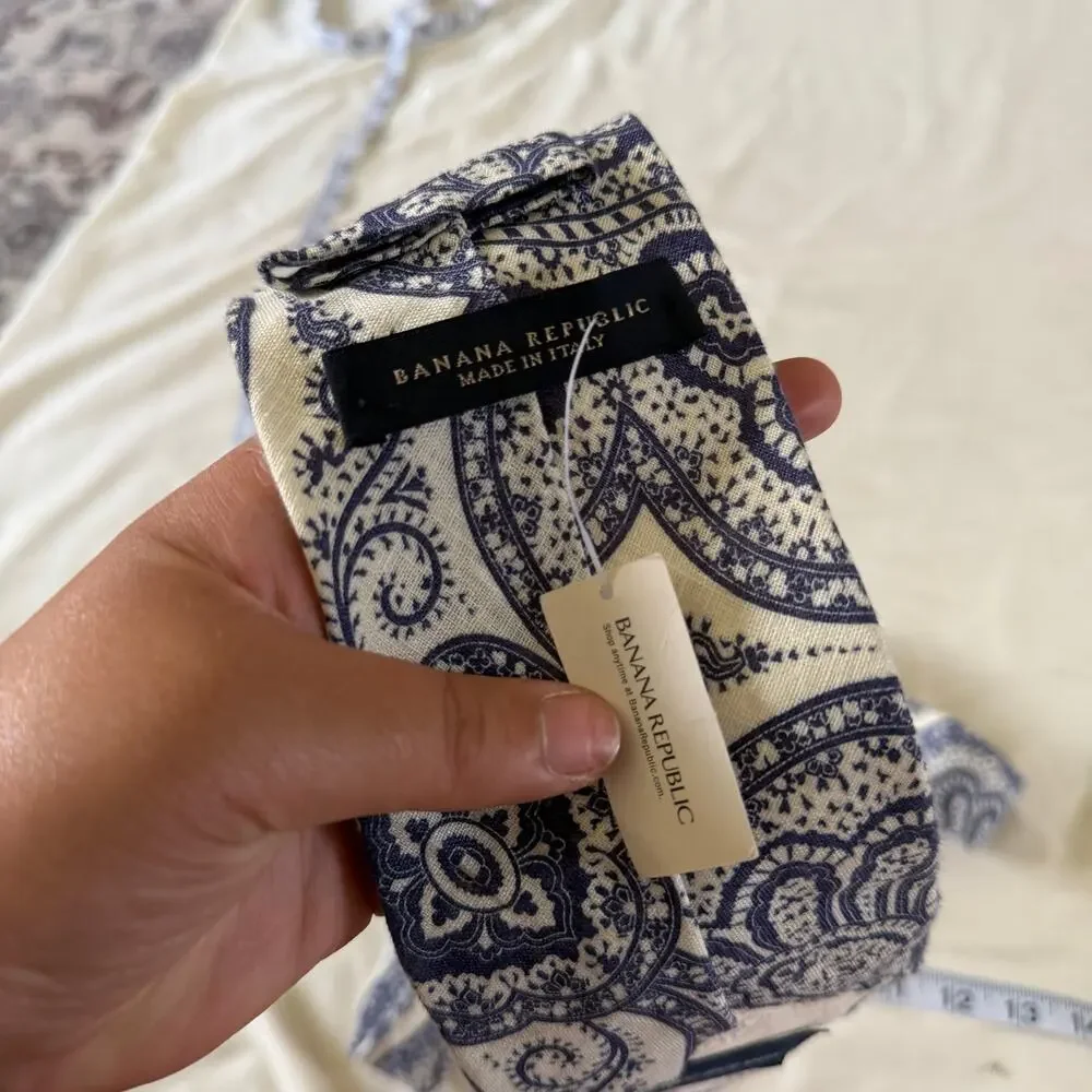 NWT Banana Repbanana republicublic Blue Paisely 100% Linen Tie